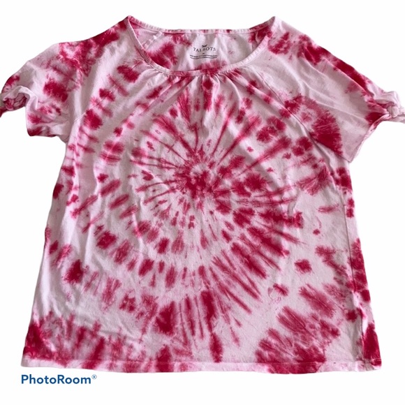 Hand Crafted Tops - Valentine’s Day tie dye shirt
